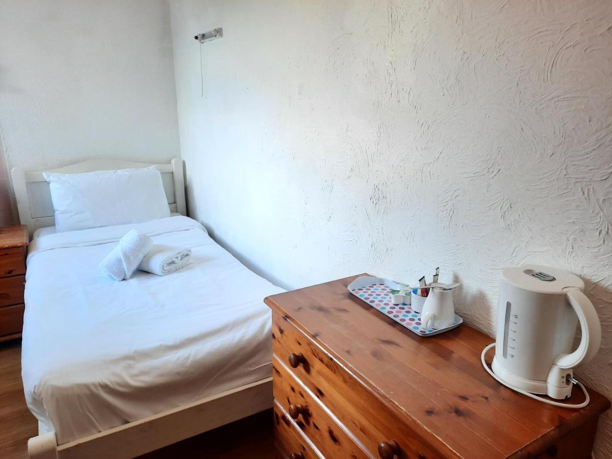 Addenro Serviced Rooms سوثامبتون الغرفة الصورة